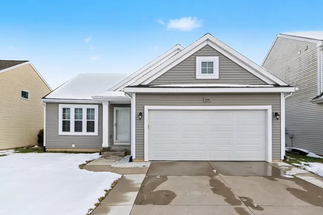 $305,000 | 1545 Notley Field Lane, Vicksburg, MI 49097