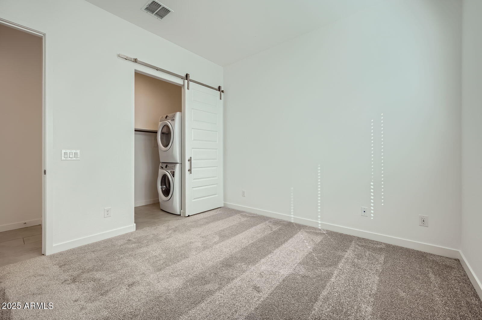 3252 West Peak View Road Phoenix, AZ 85083 - Photo 16 of 23 NG Bed