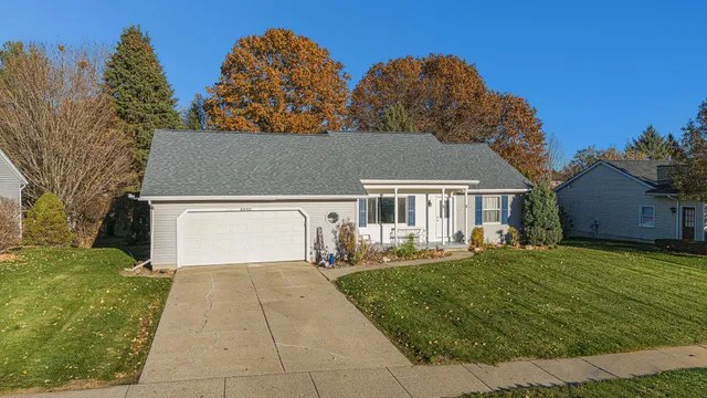 $389,900 | 6540 Kingtree Drive Southwest, Byron Center, MI 49315