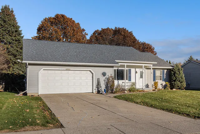 $389,900 | 6540 Kingtree Drive Southwest, Byron Center, MI 49315