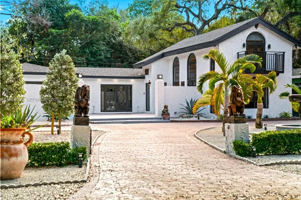 $6,500 | 1730 Northeast 137th Terrace, North Miami, FL 33181