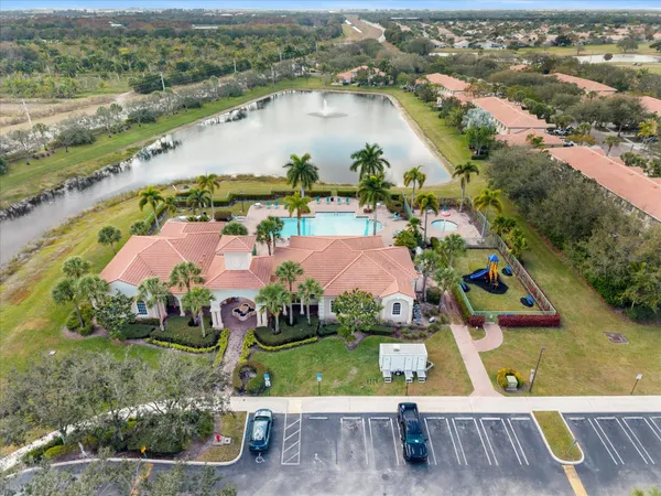 $215,000 | 6769 Heritage Grande, Unit 2303, Boynton Beach, FL 33437