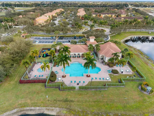 $215,000 | 6769 Heritage Grande, Unit 2303, Boynton Beach, FL 33437