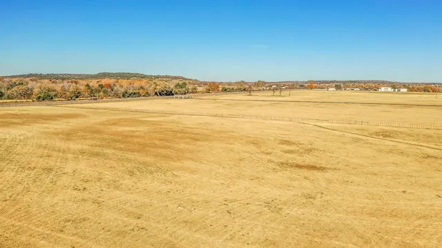 $3,300,000 | 24860 North US Highway 281, Stephenville, TX 76401