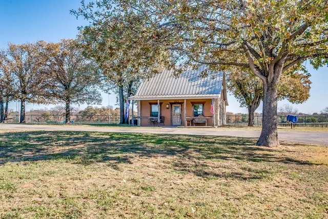 $3,300,000 | 24860 North US Highway 281, Stephenville, TX 76401