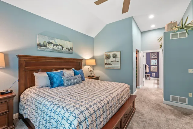 $534,000 | 420 Cobblestone Court, Slinger, WI 53086