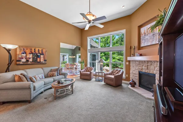 $509,000 | 420 Cobblestone Court, Slinger, WI 53086