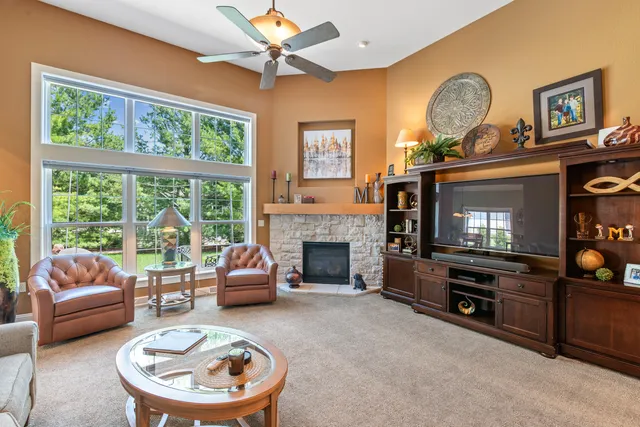 $534,000 | 420 Cobblestone Court, Slinger, WI 53086