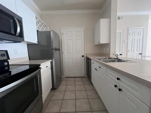 $1,500 | 1216 South Missouri Avenue, Unit 426, Clearwater, FL 33756