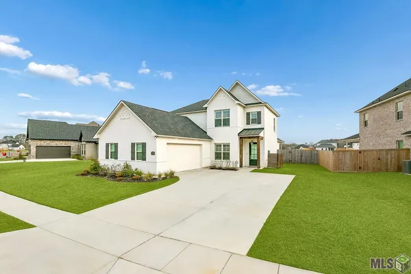$565,000 | 37304 Cattle Avenue, Prairieville, LA 70769