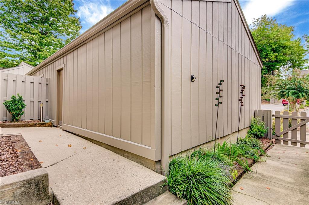 Short path from garage to front door. 