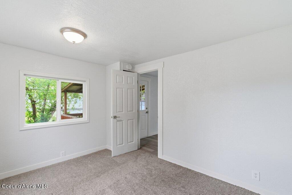 139 West Cosgrove Road Coeur D'Alene, ID 83815 - Photo 12 of 21 012-139CosgroveRoad-CoeurdAlene-ID-83815