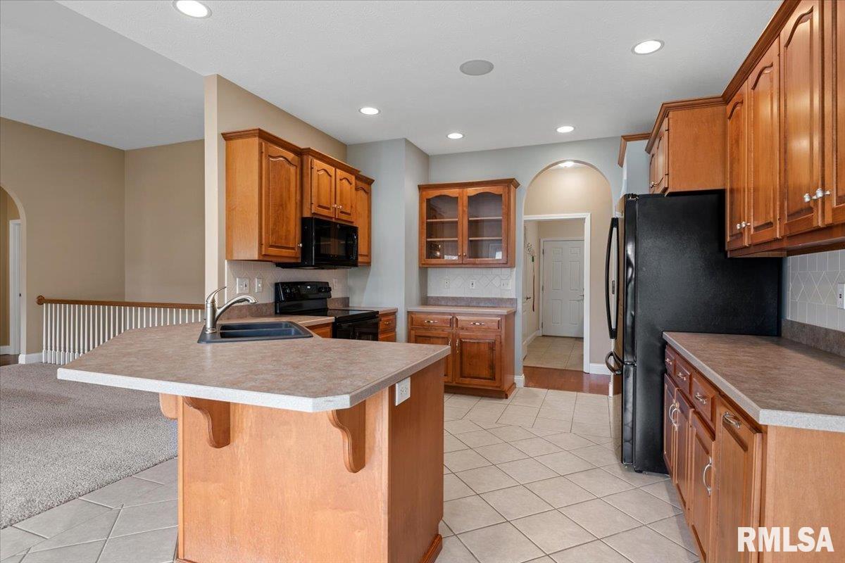 517 Heathrow Lane Rochester, IL 62563 - Photo 16 of 56
