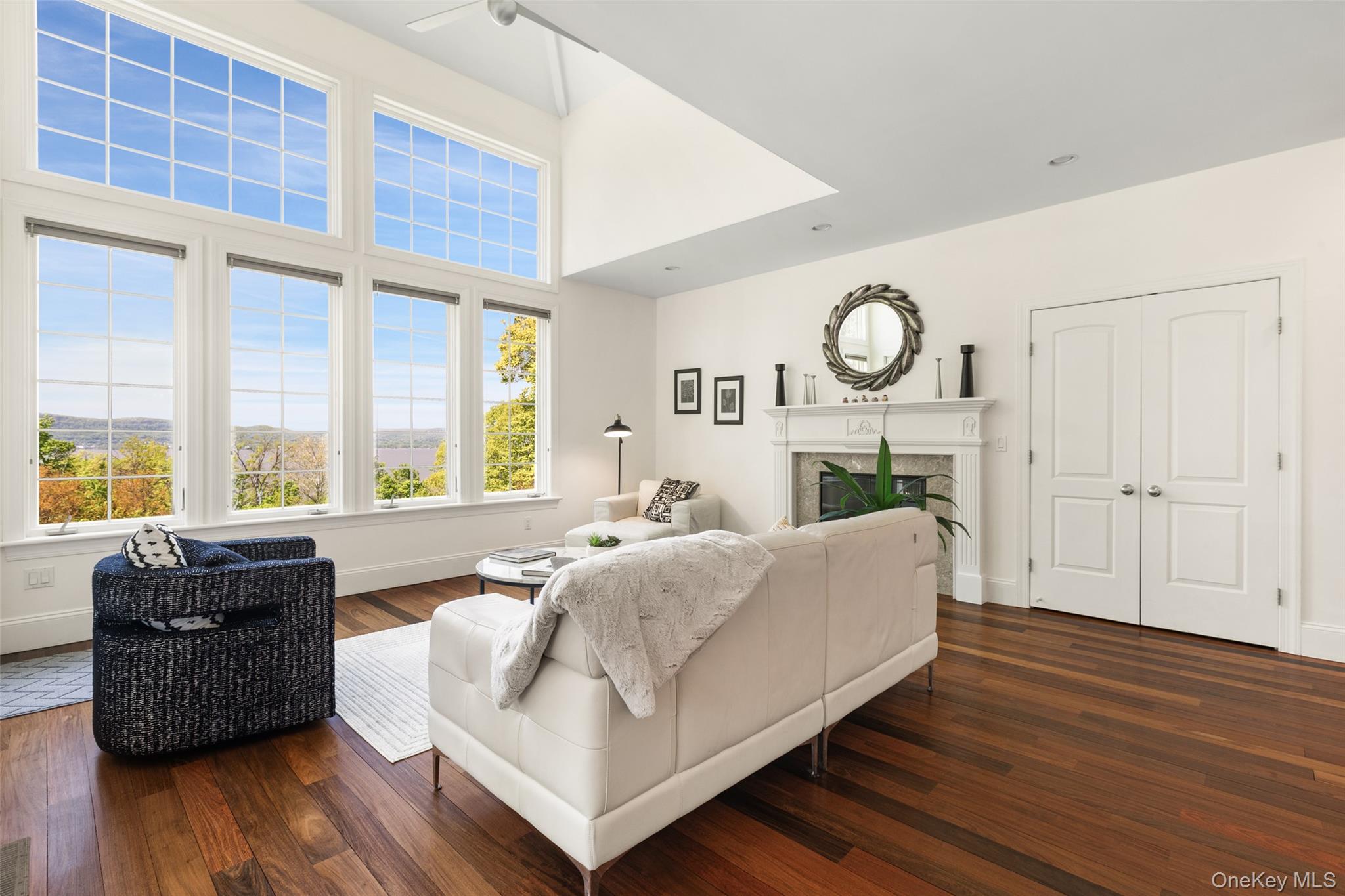 1320 Albany Post Road Croton-on-Hudson, NY 10520 - Photo 14 of 40