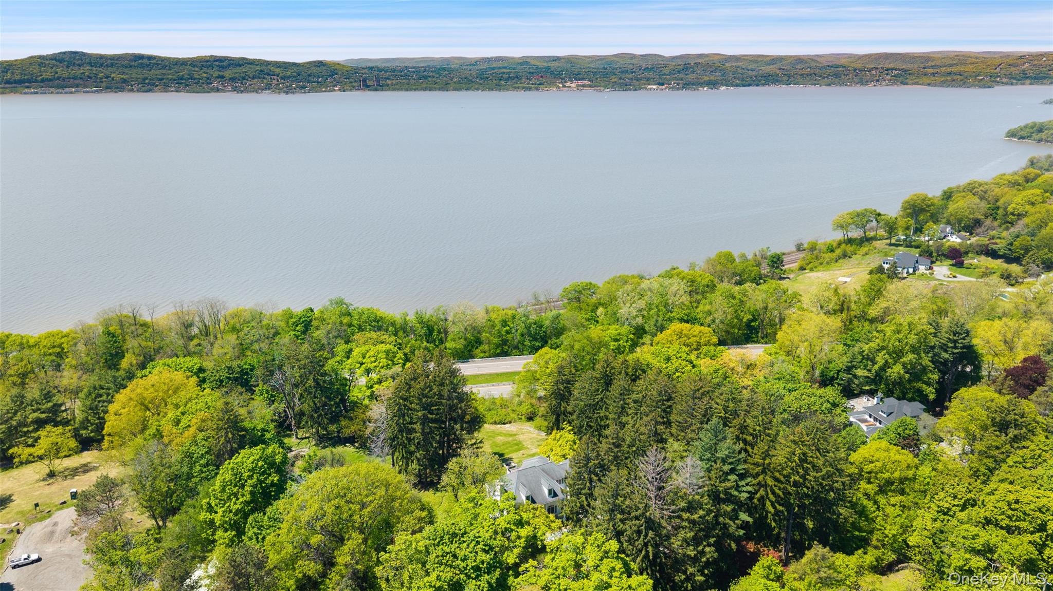 1320 Albany Post Road Croton-on-Hudson, NY 10520 - Photo 19 of 40