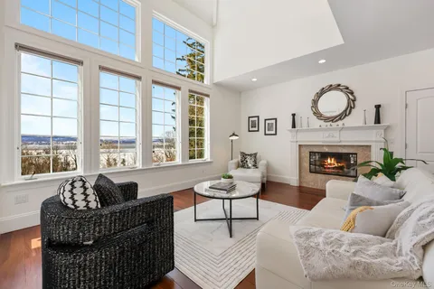 $2,249,000 | 1320 Albany Post Road, Croton-on-Hudson, NY 10520