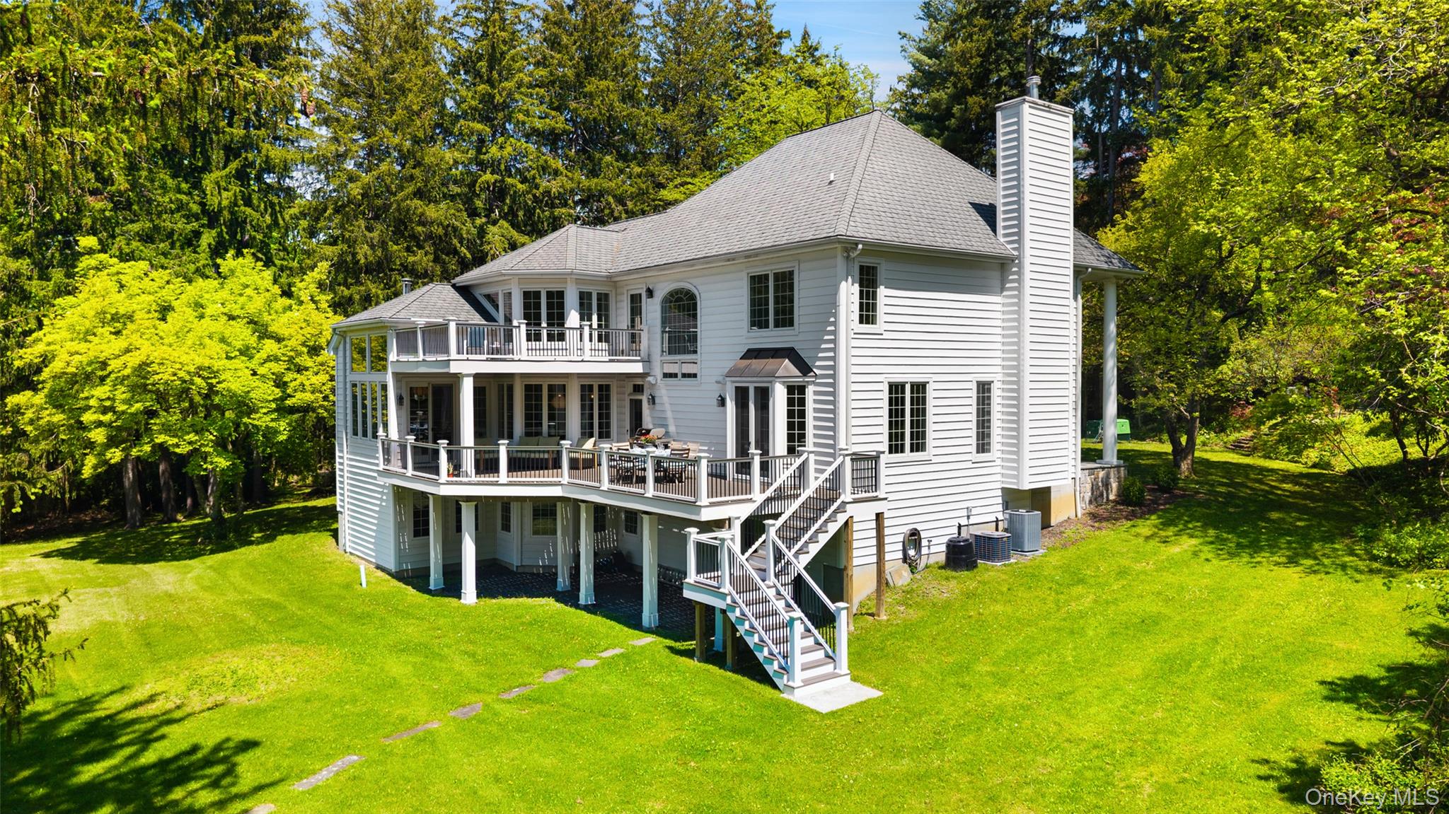 1320 Albany Post Road Croton-on-Hudson, NY 10520 - Photo 3 of 40