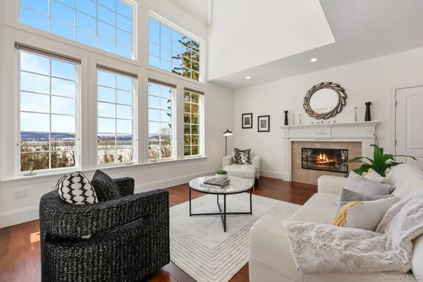 $2,500,000 | 1320 Albany Post Road, Croton-on-Hudson, NY 10520