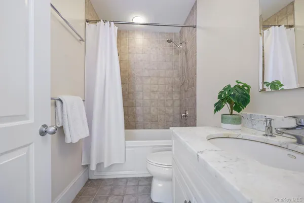 $2,500,000 | 1320 Albany Post Road, Croton-on-Hudson, NY 10520