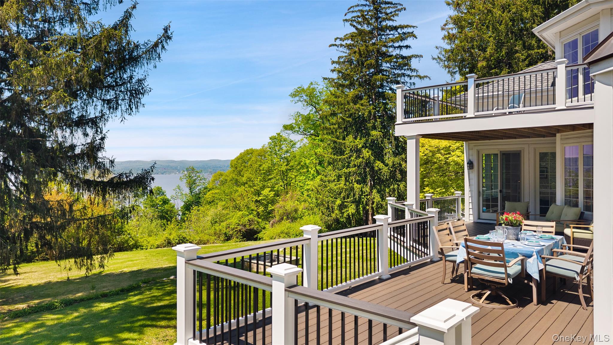 1320 Albany Post Road Croton-on-Hudson, NY 10520 - Photo 4 of 40
