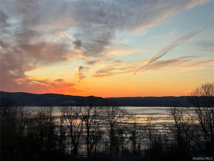 $2,249,000 | 1320 Albany Post Road, Croton-on-Hudson, NY 10520