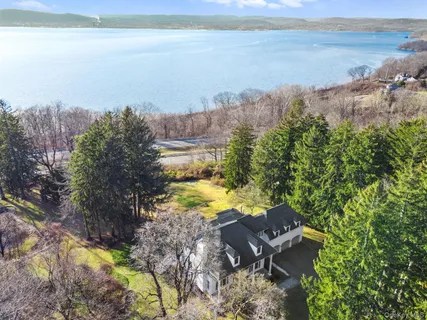 $2,249,000 | 1320 Albany Post Road, Croton-on-Hudson, NY 10520