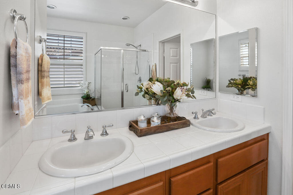 511 Spring Park Road Camarillo, CA 93012 - Photo 46 of 57 511SpringPark_August03,2023_0048