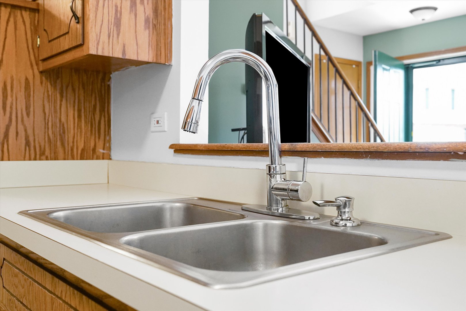 12554 Arbor Drive Alsip, IL 60803 - Photo 9 of 28 a close view of sink and tap