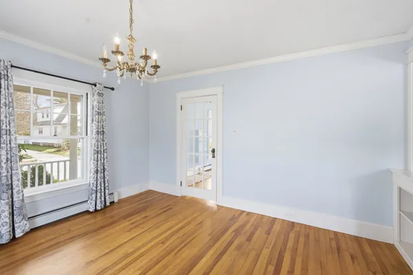 $649,900 | 198 Linden Street, Manchester, NH 03104