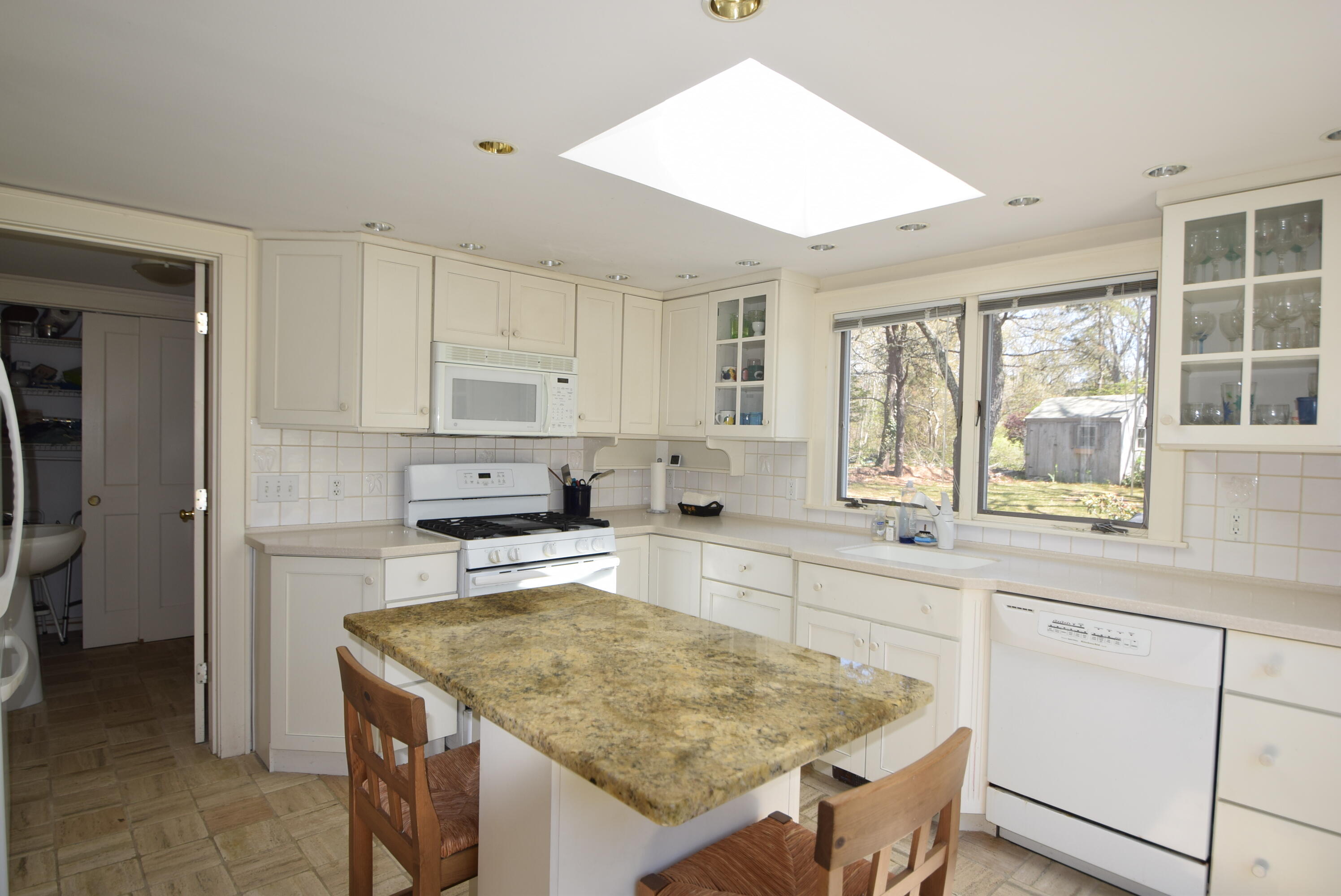 260 Mill Road Eastham, MA 02642 - Photo 10 of 16 260Mill K1