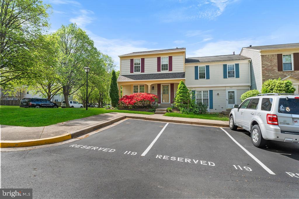 17429 Gallagher Way Olney, MD 20832 - Photo 2 of 30
