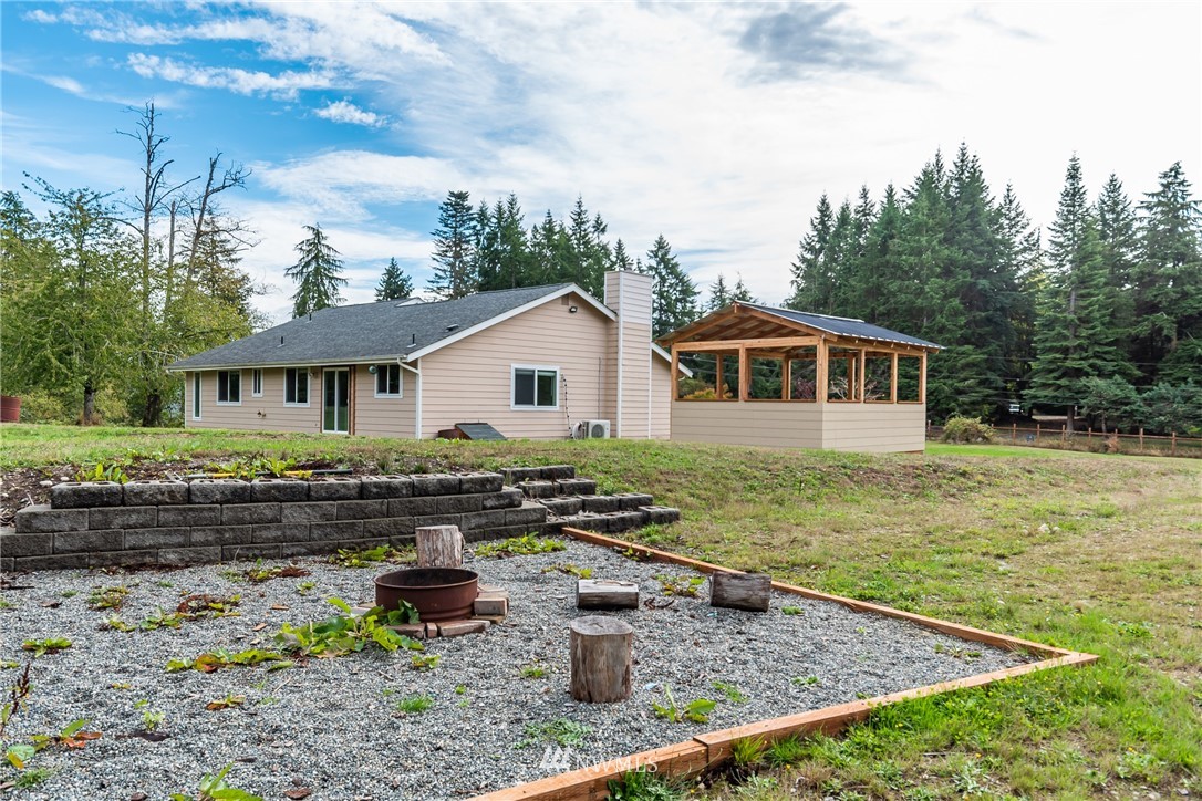 1485 Eagle Ridge Road Oak Harbor, WA 98277 - Photo 13 of 33 Gallery Image 13