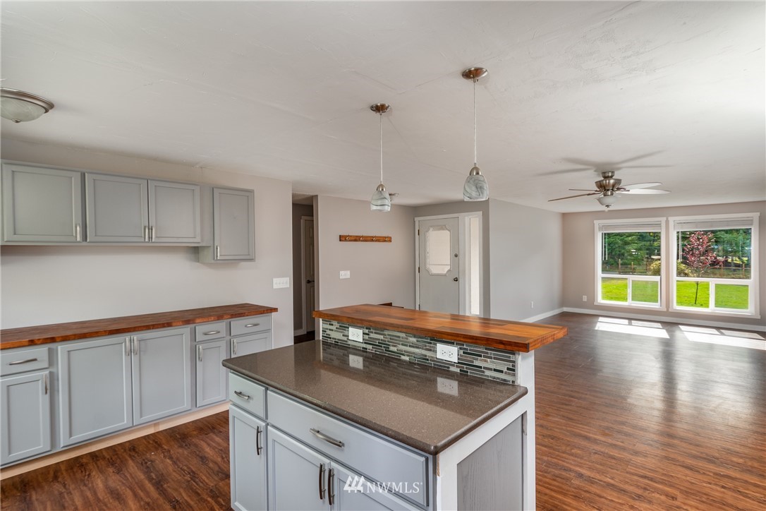 1485 Eagle Ridge Road Oak Harbor, WA 98277 - Photo 18 of 33 Gallery Image 18