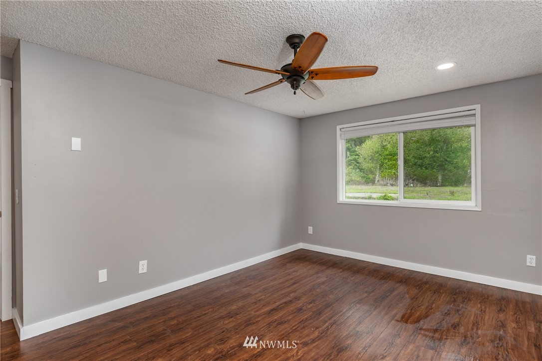 1485 Eagle Ridge Road Oak Harbor, WA 98277 - Photo 28 of 33 Gallery Image 28
