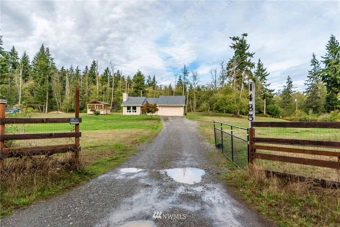1485 Eagle Ridge Road Oak Harbor, WA 98277 - Photo 5 of 33 Gallery Image 5