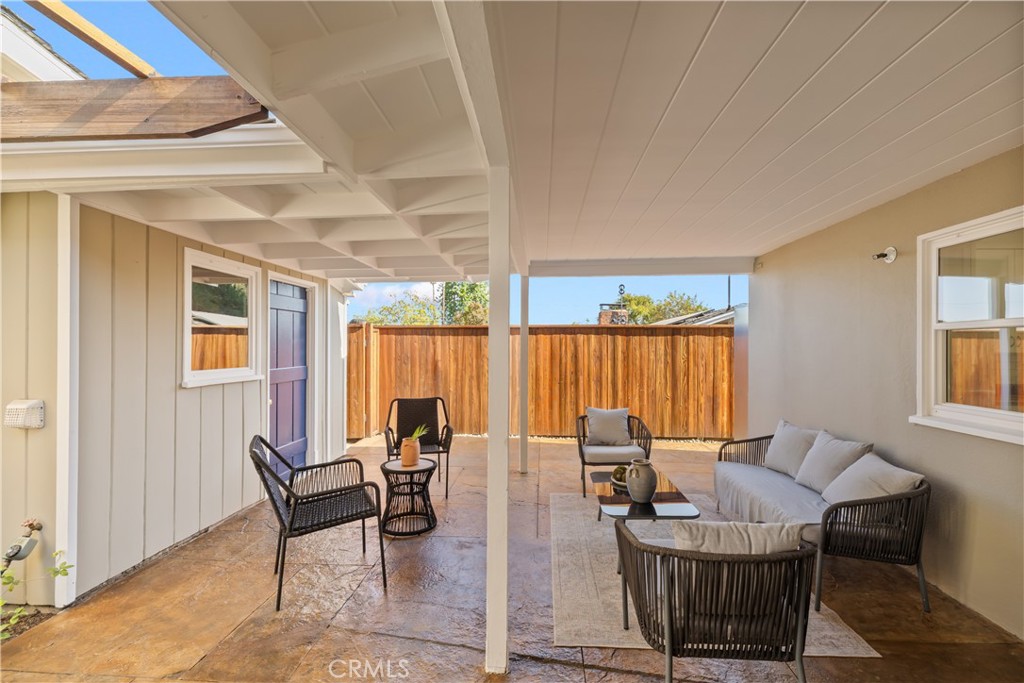 1255 Hastings Ranch Drive Pasadena, CA 91107 - Photo 17 of 77