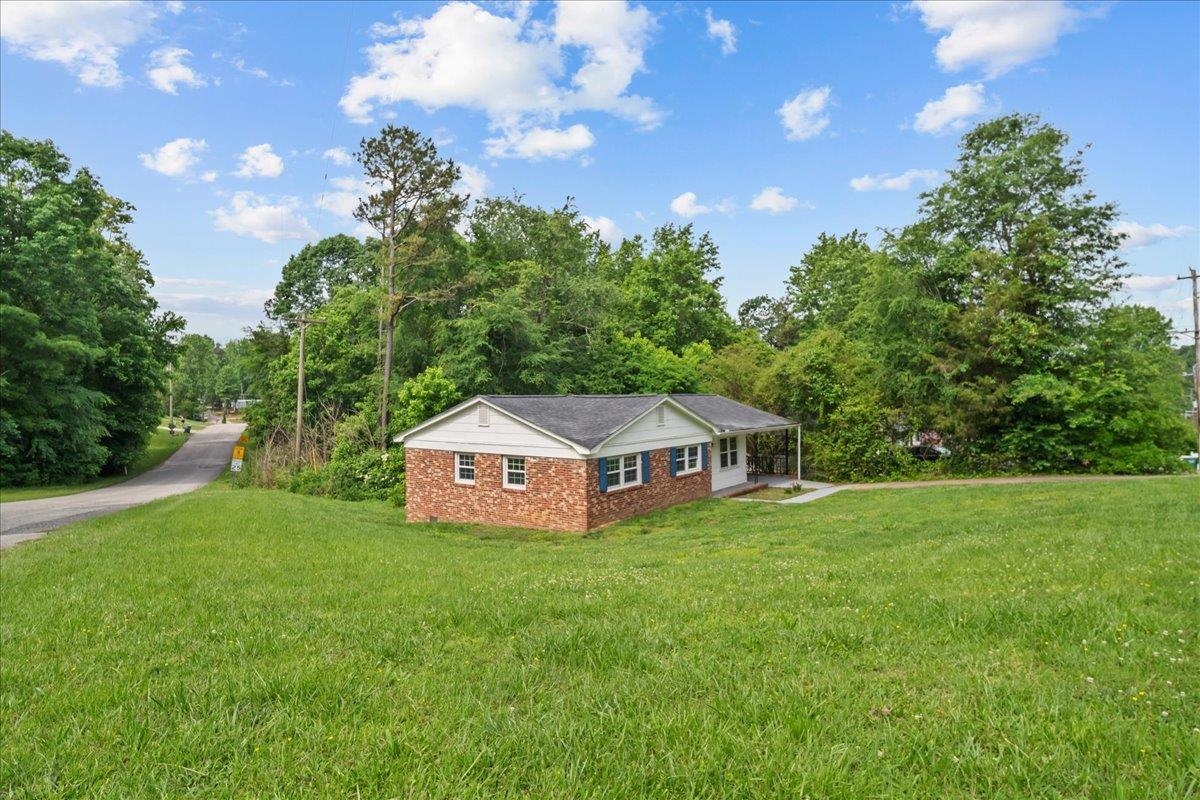 1082 Hamrick Street Gaffney, SC 29340 - Photo 3 of 35