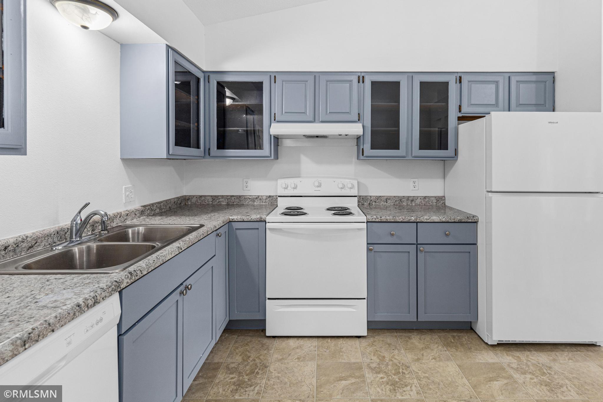 453 Hunter Hill Road Hudson, WI 54016 - Photo 14 of 34 Gallery Image 14
