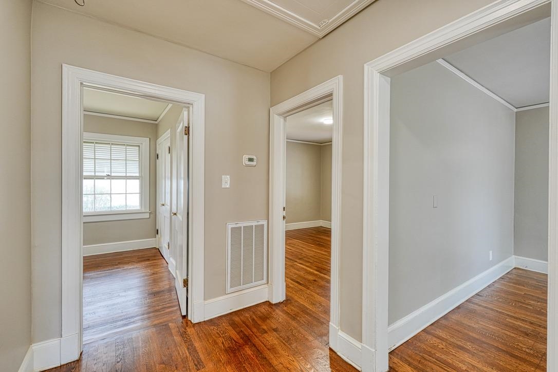 135 White Oak Road Spartanburg, SC 29301 - Photo 13 of 30