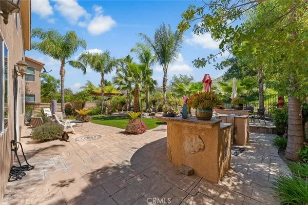 $1,059,000 | 17526 Dove Willow Street, Canyon Country, CA 91387