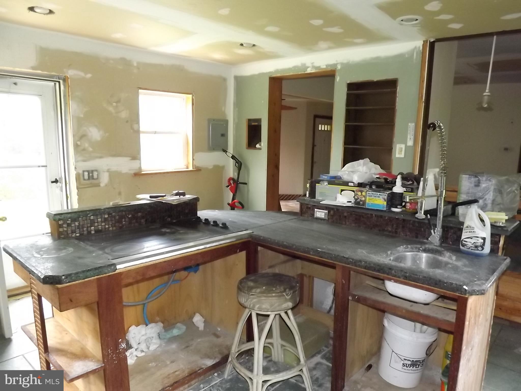 77 Robbins Road Pilesgrove, NJ 08098 - Photo 10 of 15