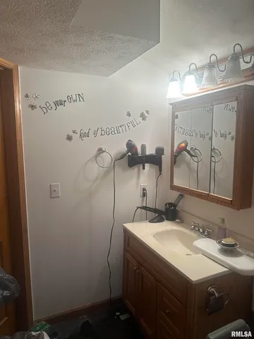 $119,000 | 906 Belle Avenue, Pinckneyville, IL 62274