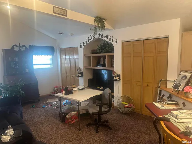 $119,000 | 906 Belle Avenue, Pinckneyville, IL 62274