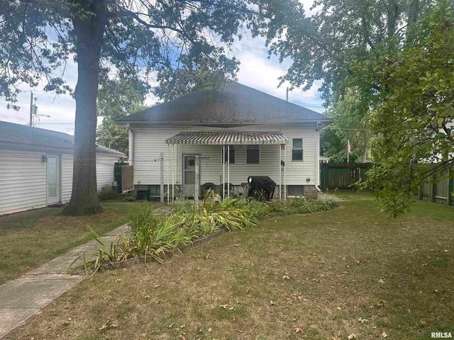 $119,000 | 906 Belle Avenue, Pinckneyville, IL 62274