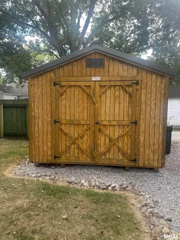 $119,000 | 906 Belle Avenue, Pinckneyville, IL 62274