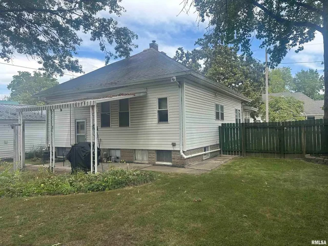 $119,000 | 906 Belle Avenue, Pinckneyville, IL 62274