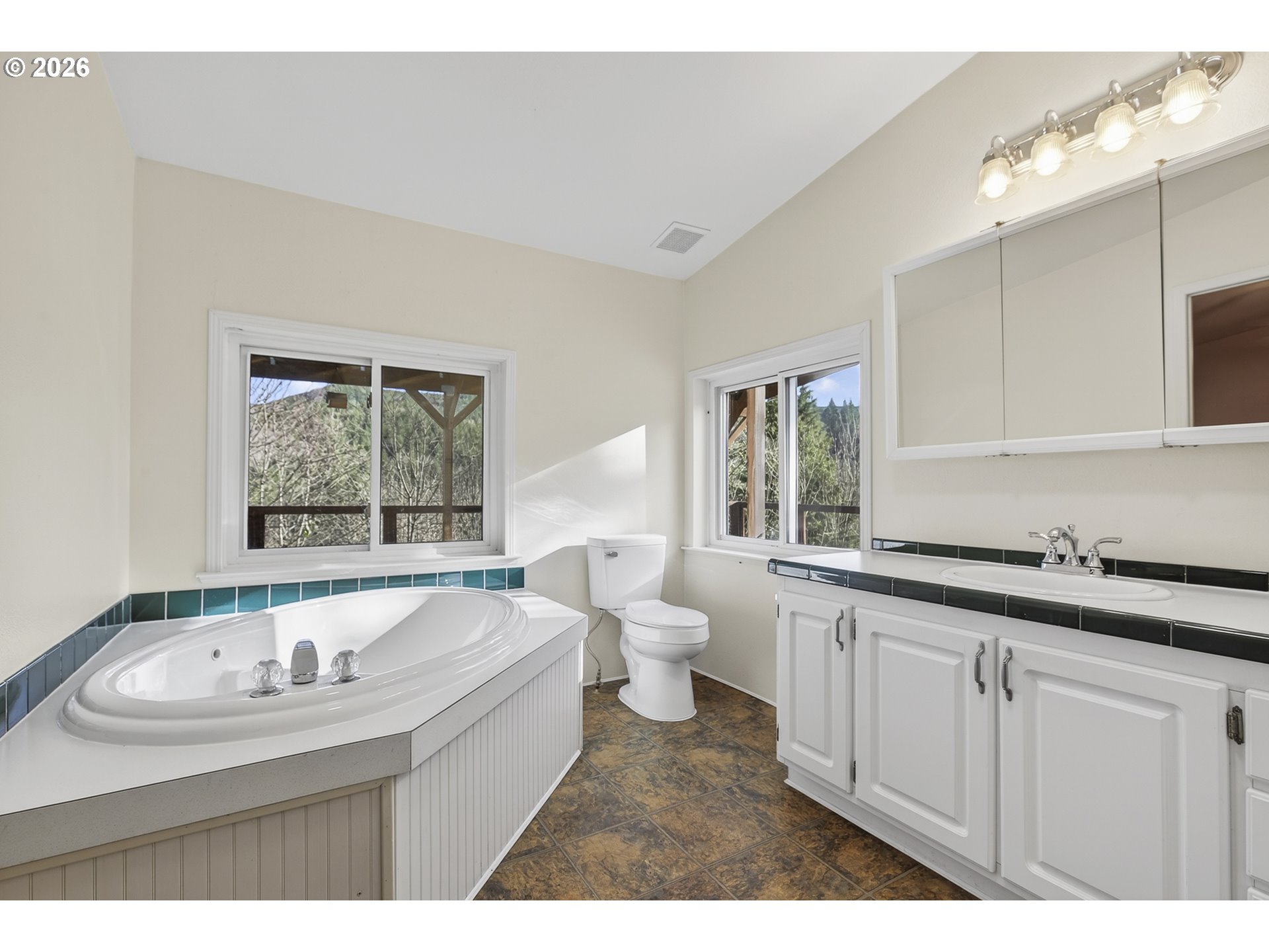 6396 Kalama River Road Kalama, WA 98625 - Photo 16 of 40