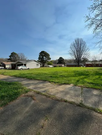 $12,000 | 3452 Outlet Road, Memphis, TN 38109