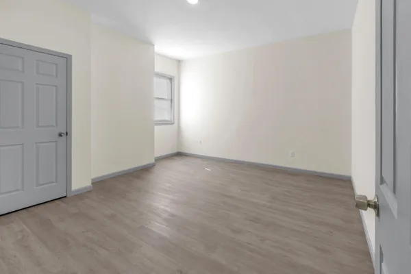 $2,500 | 181-183 North 6th Street, Unit 1, Newark, NJ 07107