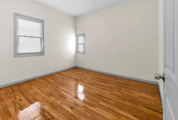 $2,500 | 181-183 North 6th Street, Unit 1, Newark, NJ 07107